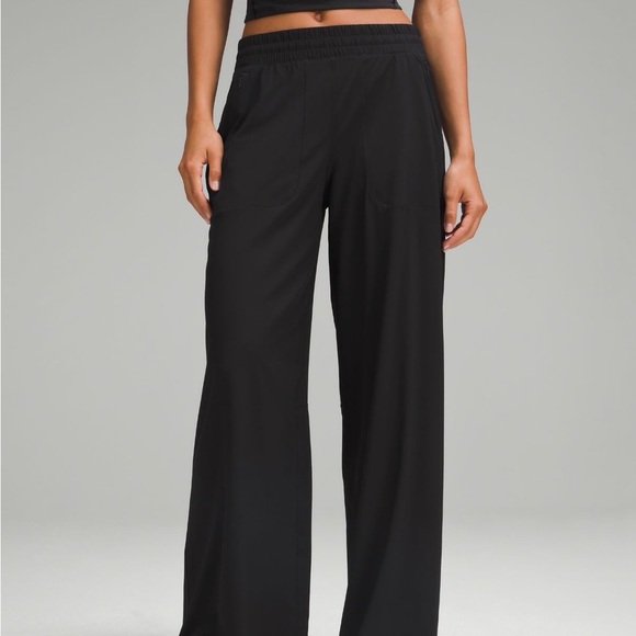 lululemon athletica Pants - LULULEMON Straight Leg Mid Rise Pant Luxtreme Size Medium Black LW5FWWS luxtreme